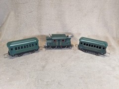 Lionel Prewar Antique 150 Engine NYO Lines Pullman Cars Lot of 3 Green