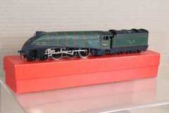 HORNBY DUBLO L11 2 RAIL BR 4-6-2 CLASS A4 LOCOMOTIVE 60022 MALLARD ol