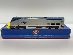 Athearn HO AMD-103 GE No.99230 Genesis Amtrak #116 Diesel Locomotive