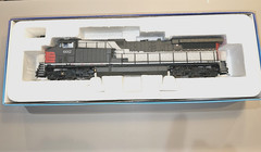 Broadway Ltd Imports Southern Pacific AC6000 #602 DC Sound w/DCC Control