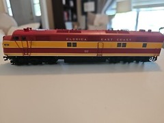 Life-Like Proto 2000 HO E7 Diesel Florida East Coast #1012 w/Mars Light