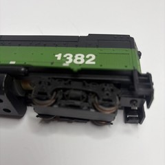 Walthers Mainline EMD GP15 Burlington Northern #1382 DC locomotive * Reed*