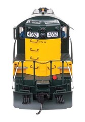 Walthers Proto 920-42729, EMD GP9 Ph II, CNW #4552 w/DCC and Loksound 5
