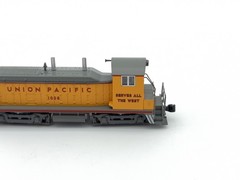 KATO – N – UP Union Pacific – EMD NW2 Switcher Diesel #1008 – Train 176-4359