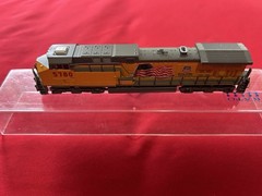 Kato N Scale GE AC4400CW Locomotive UP 5780 (See description)