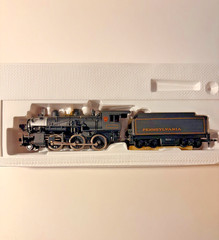 Vintage PEMCO 3201-002 Pennsylvania 2-6-0 Mogul Steam Locomotive w/ Box
