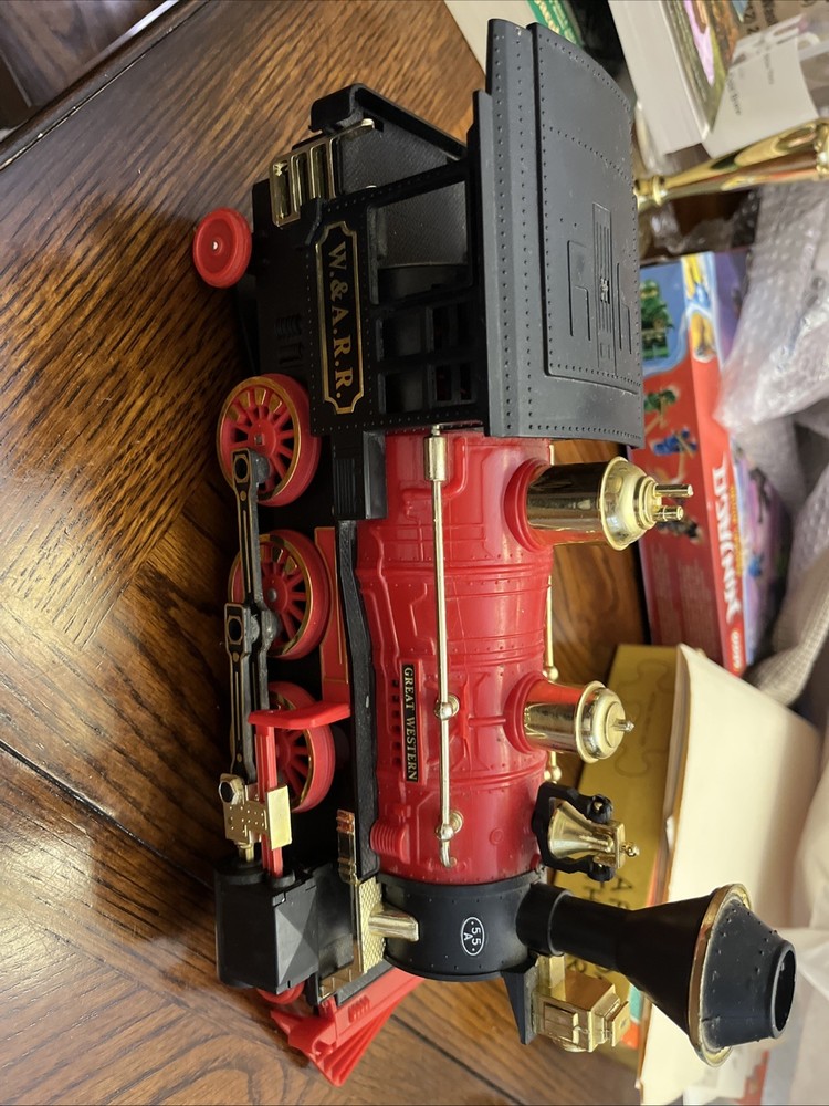 Vintage W. & A.R.R Great Western Old Smokey Train Engine