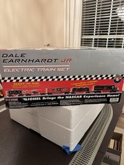 Lionel O Gauge Dale Earnhardt Jr #8 Ready To Run W/ Oval Fastrack & transformer