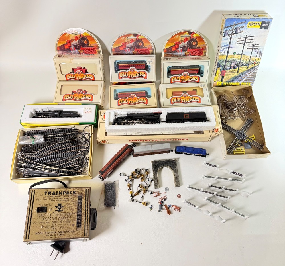 Vintage N Scale Model Train Estate Lot – Minitrix Bachmann Steam Locomotives Old
