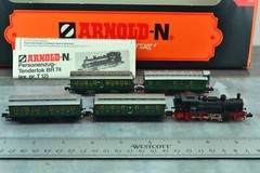 Arnold 0150 BERLINER STADTBAHN Steam Locomotive Passenger Train Set N Scale