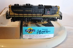 HO Scale Proto 2000, EMD GP18 Diesel, Northern Pacific Black 378 PARTS OR REPAIR