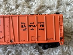 N Scale Hopper Santa Fe SFRC 55360 Orange Black Super Shock Bachman