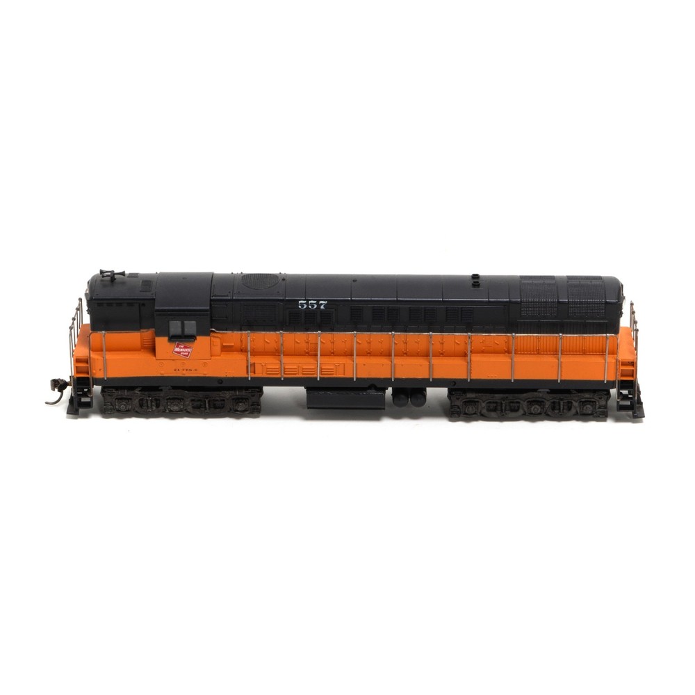 ATHEARN 4302 TRAINMASTER PWR MILWAUKEE