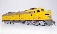 UNION PACIFIC CITY EMD E8/9 – A unit #930 DCC/ QUANTUM SOUND HO Scale NEW SEALED