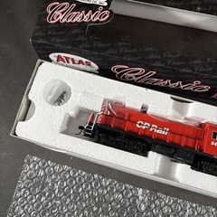 CP RAIL #8426 LOCOMOTIVE ALCO RS-3 8340 ATLAS CLASSIC NEW OPEN BOX