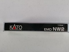 KATO 176-4375 N Scale DC EMD NW2 Switcher AT&SF #2403 New Old Stock