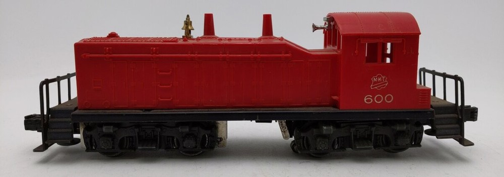 Lionel 600 Vintage O Missouri-Kansas-Texas NW-2 Powered Diesel Locomotive EX