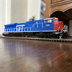 Lionel 6-38723 Grand Trunk SD80MAC #9088 3-Rail LEGACY LN