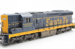 HO EMD SD24 Santa Fe DC NIB NOS # 7001