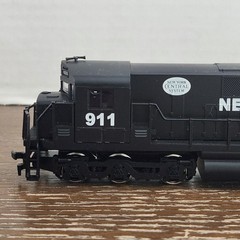 Mehano HO Gauge New York Central C-628 Diesel Locomotive # 911 Tested/Works