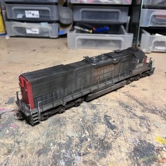 HO Scale Southern Pacific EMD SD40T-2 DCC Ready Weathered #8299
