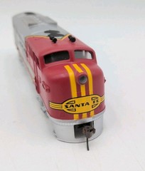 SANTA FE DCC Equipped FT-A Diesel Locomotive Bachmann 68911