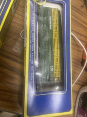 Vintage TYCO HO Scale Train Lot – Mixed Cars, Track, Accessories & Locomotives