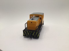 HO Scale Union Pacific 35 Ton Deisel Switcher Locomotive 720 Functioning Lights