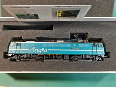 Heljan 8602 Class 86 Electric locomotive 86215  in Anglia livery