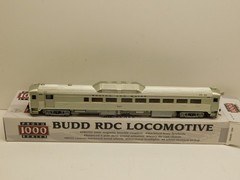 Proto 1000 Series HO Scale BUDD RDC Locomotive 23975 Boston & Maine #6211