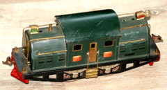 Lot of (4) 1920’s Lionel Model 380E Locomotive & 2 Pullman 337 Cars and One 338