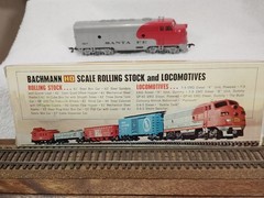 HO Scale Bachmann Diesel Locomotives Auto-Train 4000 & Santa Fe 307 (Need Work)