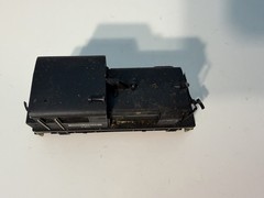 HO Scale Illinois Central 420 Diesel Switcher Locomotive 0-4-0 DC Black/Yellow