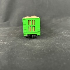AHM Chesapeake & Ohio Locomotive #1845 HO, Penn Salt Tank, Great Northern Log Ca