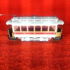 Tram　Wheel width: HO gauge Body: O gauge size Made of plastic