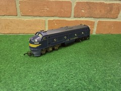 Triang Hornby HO/OO R.159 Australia NZ Diesel Locomotive Runs