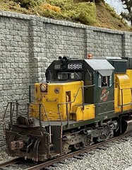 HO ScaleTrains Rivet Counter SD38-2 CNW #6656 Sound/DCC /NIB/weathered