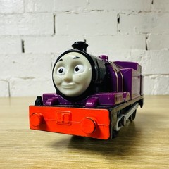 Ryan – Thomas the Tank & Friends Trackmaster Motorised Battery Operated Trains