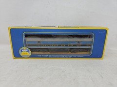 AHM HO Baltimore & Ohio FM C-Liner B-Unit Dummy Locomotive, in Original Box