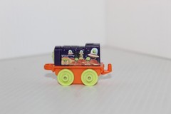 Thomas & Friends Minis Bert Alien Theme Space Purple Orange Green Toy Train 2018