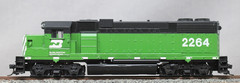 ATHEARN Burlington Northern BN EMD GP38-2 UN-POWERED Diesel #2264, C7