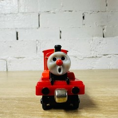 Bee James goes Buzz Buzz Thomas the Tank & Friends Take N Play Along Push Trains
