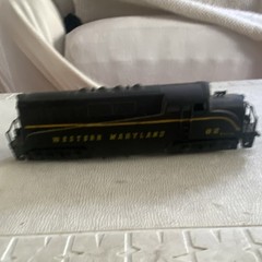 Western Maryland HO Diesel Locomotive #82 Black Yellow Plastic Analog DC