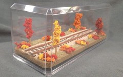 S SCALE 13″ SINGLE TRACK DISPLAY CASE- “FALL FOILAGE SCENE”-FOR ANY S TRAINS