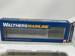 Walthers 910-9102 HO Scale New Haven ALCO DL-109 Diesel Locomotive #0708 LN/Box