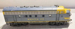 Athearn HO Scale Diesel Engine Santa Fe