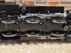 Bachmann 25299 On30 Painted & Unlettered 2-6-0 Mogul Steam Locomotive & Tender