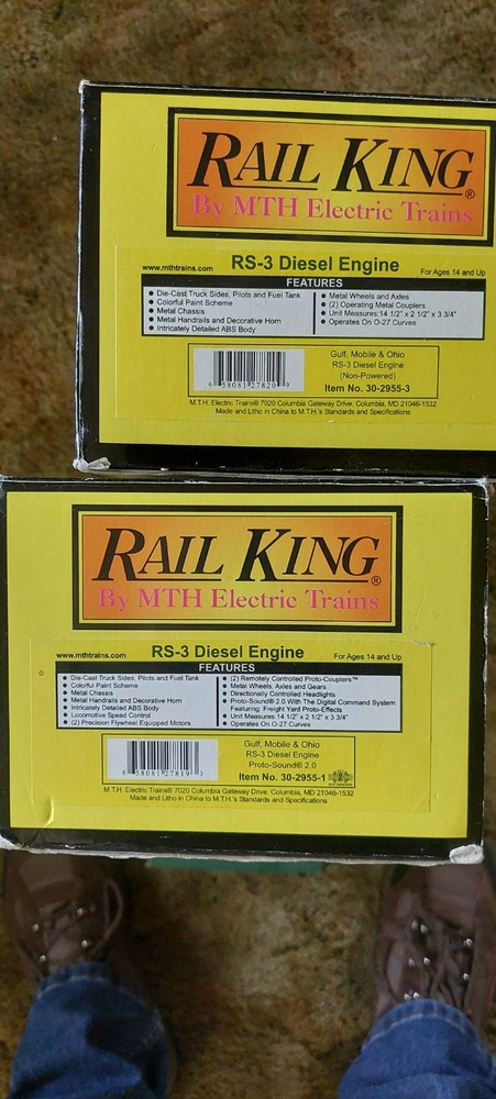 Rail King O Scale MTH Locomotive and Dummy Set New In Box Rs-3 Diesel Engine.