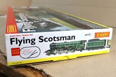 HORNBY R1019 FLYING SCOTSMAN TRAIN SET LNER 4-6-2 CLASS A3 LOCOMOTIVE 4472 oe