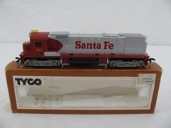 Vintage Tyco HO Scale 4301 Santa Fe Alco 430 Diesel Locomotive No Railings VG